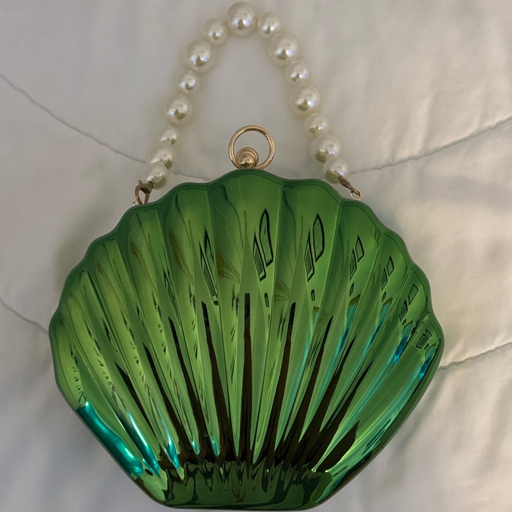 Green Shell Clutch with Pearl Handle